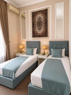 La Casa street Nizami Boutique Hotel - 1