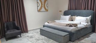 1058 by Nouveau Apartment - 0