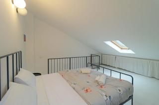 Cozy 1BR Apt In Heart of Old Tbilisi - By Wehost - Tbilisi - 4