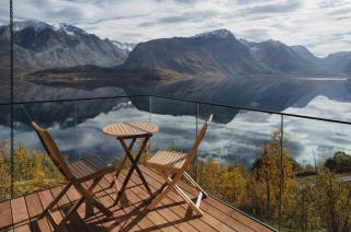 Sommarbukt Tind - Luxury Fjord Lodge near Tromsø - 2