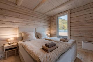 Sommarbukt Tind - Luxury Fjord Lodge near Tromsø - 3