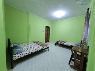 Sukau Guest House B&B - 4