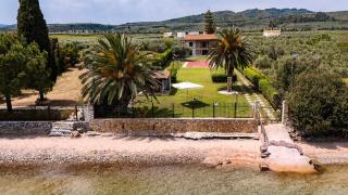 Private Beach Residence Livanates - 0
