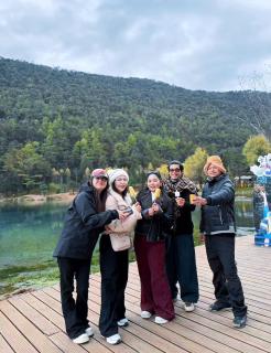 The Nomad Yard - Lijiang Old Town - Social Hostel for Travelers, Hikers & New Friends - EAT & DRINK - Free Pick up From Airport for 3 Nights - 3