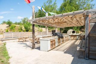 Livingstone Landing - Rustic Retreat - 2