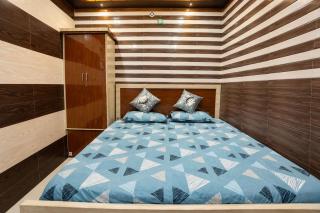Guest Room Retreat in Kud, Patnitop with Mountain Views - 4