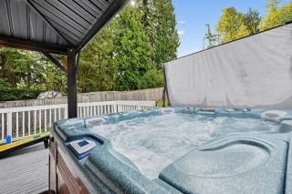 PNW home with Sundance Hot Tub home - 9