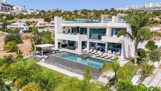 Villa das Amendoeiras by HelloVacations - 0