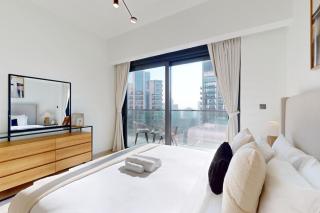 Vacationer Holiday Homes I Luxury 1 Bed I Walk to Dubai Opera & Burj Khalifa - 1