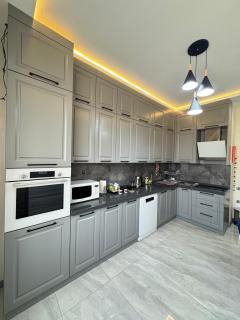 Family Panoramic View Apartment Near Nizami Street - 7
