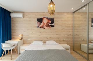 13-59b Kvartet, Vasyl Lypkivskyi 16v, Kyiv, railway station, metro nearby, panoramic city view, Petrovdom Apartment - 8