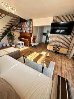 Green Nest Retreat - Sauna, Hot Tub & Garden - 6