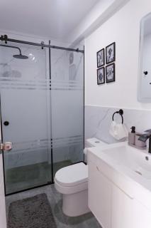 Modern Apartment near Miraflores Train Station and Malls - 2