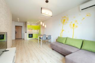 13-59b Kvartet, Vasyl Lypkivskyi 16v, Kyiv, railway station, metro nearby, panoramic city view, Petrovdom Apartment - 7