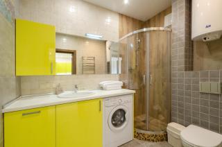 13-59b Kvartet, Vasyl Lypkivskyi 16v, Kyiv, railway station, metro nearby, panoramic city view, Petrovdom Apartment - 1