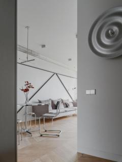 One of One, River & Old Town Views - Charming Retreat by Innorental - 8