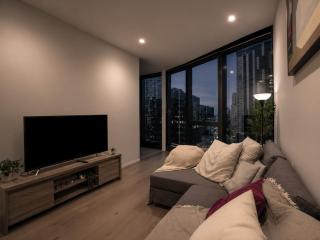 Skyline Suites - Stylish Corner Suite, City Views - Melbourne - 6