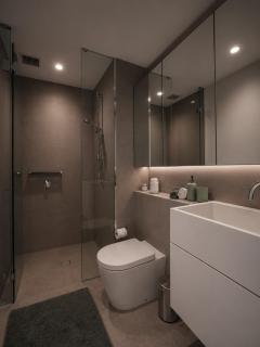 Skyline Suites - Stylish Corner Suite, City Views - Melbourne - 2