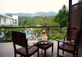 Saru Blue Sapphire Hotel - 3