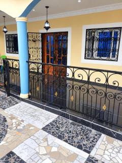 ELOHIM House Villa Meublée - 5