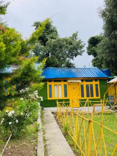 Moonlight Cafe & Huts - 3