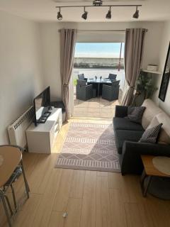 Beach Front Pebble & Seashell Apartments Jersey - 0