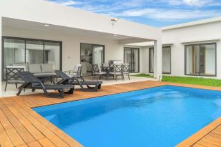 Villa Maela - Modern Pool Retreat in Balaclava - 0