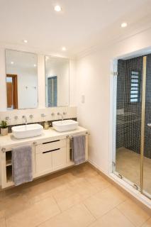 Ze'Treat Matala 5-bedroom with pool - 4