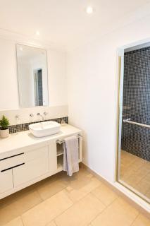 Ze'Treat Matala 5-bedroom with pool - 2