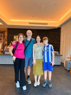 Cindy Villa - Rice Fields & Karst Peaks at Yulong River - English Speaking Service - Infinity Pool & Western Breakfast - Close to Golden Dragon Night Parade - 7