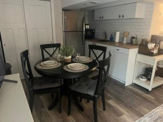 Newly Reno'd Studio Near Stony Brook University - 5