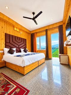 The Amber Retreat - A Cozy Stay Surrounded by the Beauty of Mussoorie #Mountain View #Luxury Rooms #Restaurant #Parking - 8