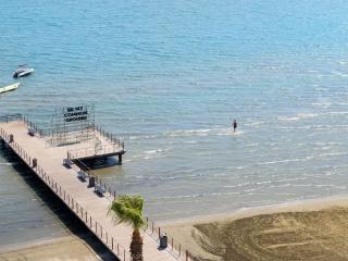 Mercure Larnaca Finikoudes Beach - 7