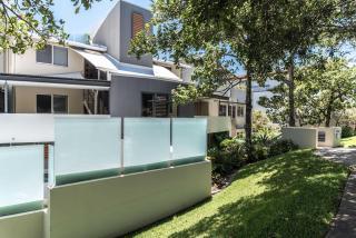 Heart of Sunshine Spacious Apt Pool and Garden - Sunshine Beach - 7
