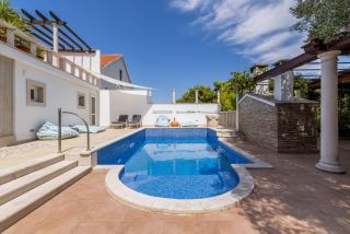 Seaside family friendly house with a swimming pool Sutivan, Brac - 25260 - 3