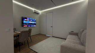 Meridian Apartments - 0