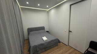 Meridian Apartments - 1