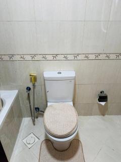 Stylish 1BHK with Balcony and amazing City View - Ajman - 1