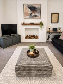 Clifton - 2 Bed Flat - Free Off Street Parking - 1