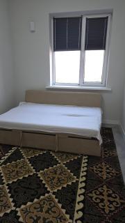 Cozy Private Room with Free Breakfast - 4