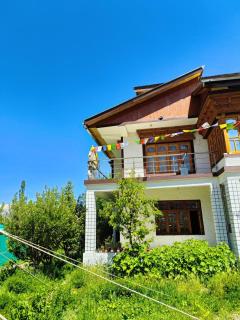 Skitsal guest house - 3