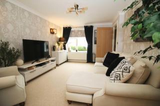 The Cottage - Stylish 2-bed retreat 5 minute drive to the beach - 6