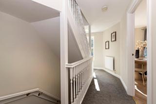 Luxury 4 BR 3 Bathroom country Retreat Parking - 8