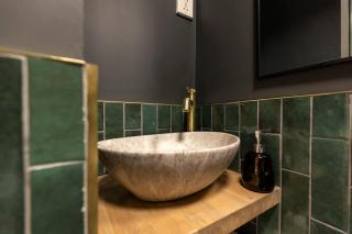 Luxury 4 BR 3 Bathroom country Retreat Parking - 4
