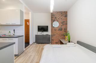 Kapliczna Comfort Apartment by BookingHost - 3