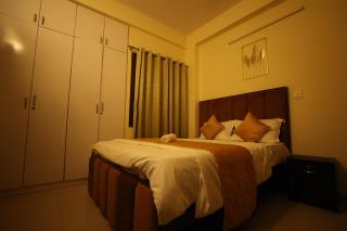 OXEMATE Service Apartment - 2