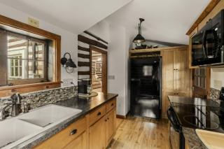 Swatara Log Cabin - Fire Pit - Grill - Cozy Vibe - 8