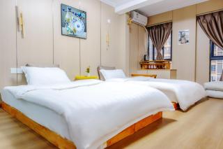 Orange Mingwu Hotel - 3