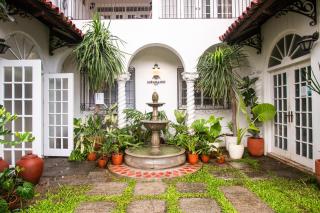 MiraNamin M A P I L I G - Private Suite in Historic Home with Unique View, Self-Service Breakfast, Indoor Plunge Pool, Rooftop, Shared Kitchen - 1
