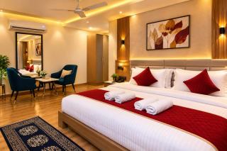 hotel welcome palace near mcdonald"s & New Delhi railway station & connaught place - 8